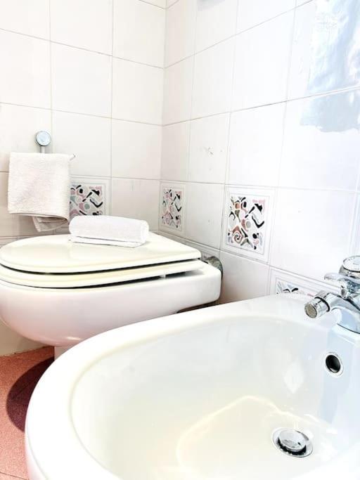 4 Minuti Dalla Stazione Loft Moderno Понтасиеве Екстериор снимка